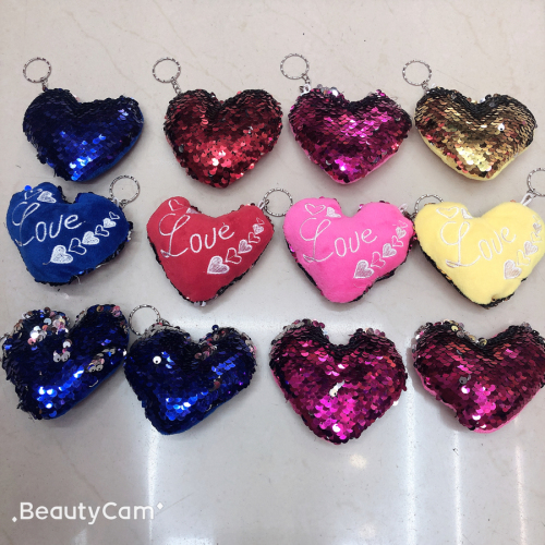 sequin love pendant valentine‘s day pendant love sequin embroidery keychain