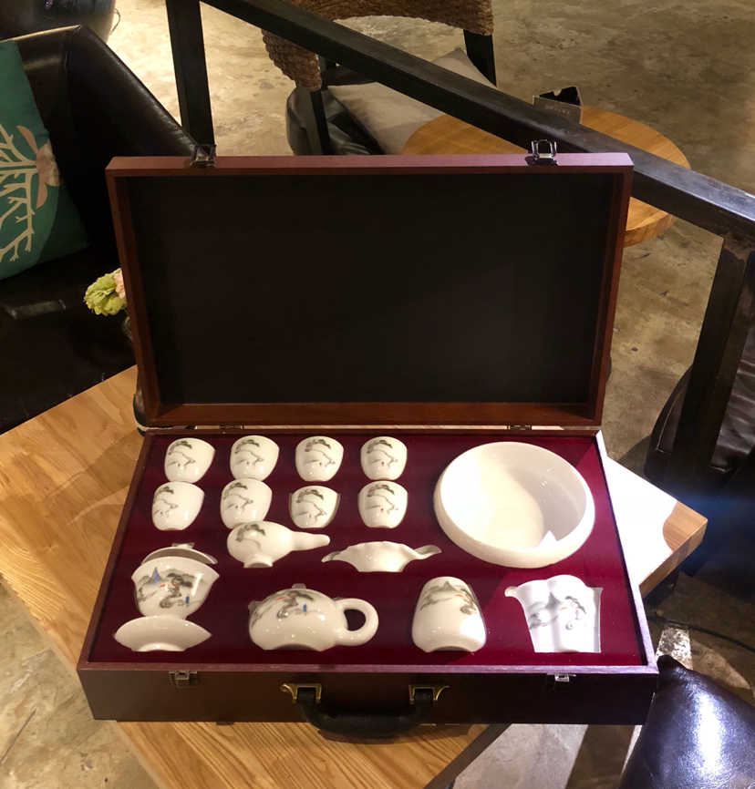 羊脂玉瓷茶具套装礼盒