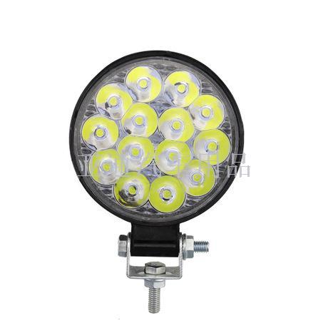 Car Supplies Car Spotlights Led Work Lights Square 16 Lights 48W Auxiliary Light Modified off-Road Vehicle Spotlights