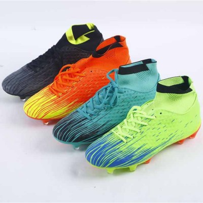 Manufacturers direct 2019 new outdoor football shoes for men and women's non-slip wear-resistant football shoes training shoes