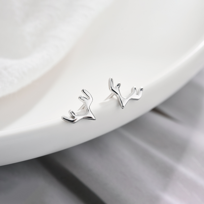 925纯银麋鹿耳钉简约女小巧气质韩国个性养耳洞睡觉不用摘的耳环
