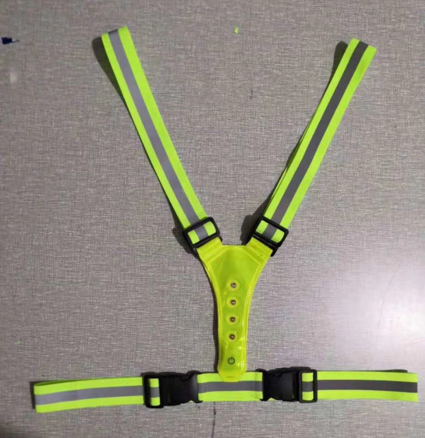 Elastic reflective vest with LED light