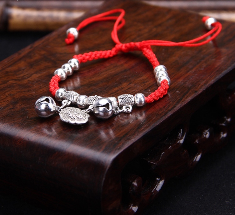 地摊热销镀银红绳手链编织手链脚链招运 招桃花合金镀银礼品银饰