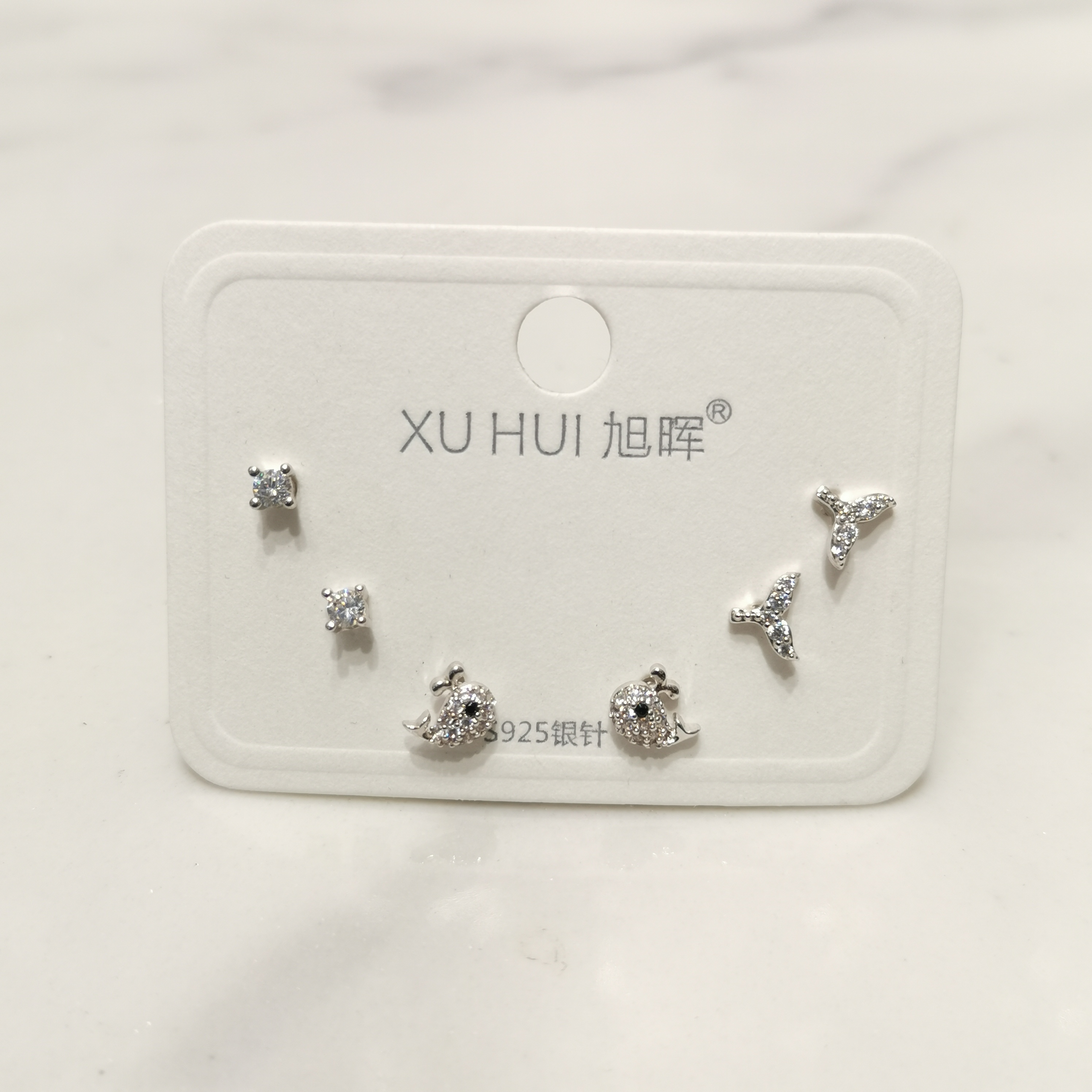 S925银针六只一卡 小鲸鱼耳钉 铜镀真金镶4A锆石 个性简约耳钉 女