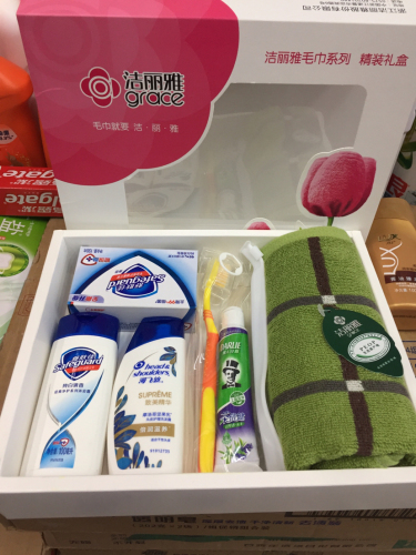 travel set shampoo shower gel toothbrush toothpaste soap towel full set.