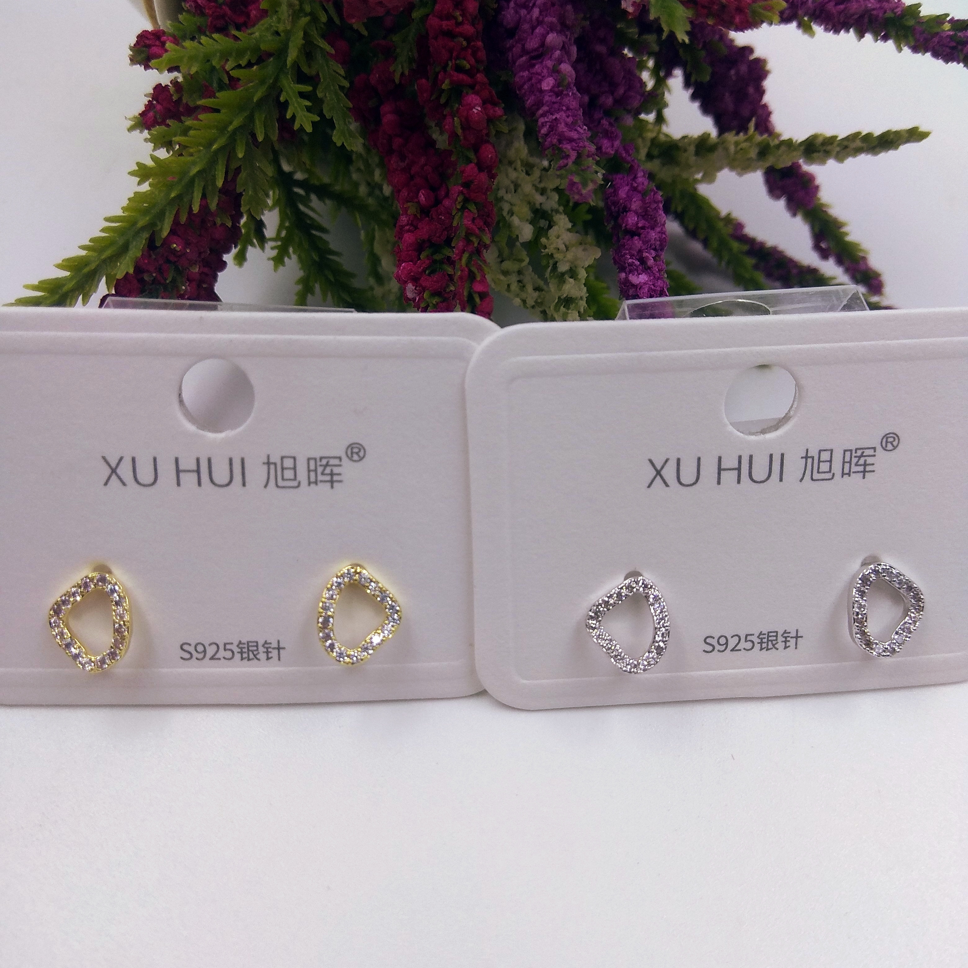 S925银针几何不规则小耳钉 铜镀真金镶4A锆石 简约时尚高品质饰品