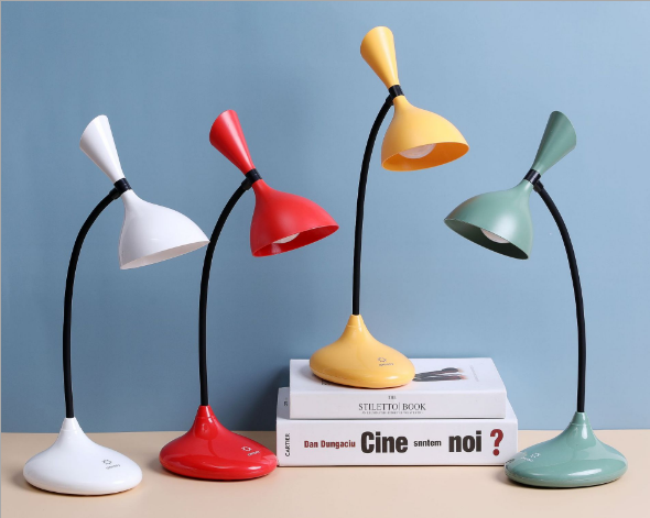 新款卧室书房大人儿童通用触摸感应台灯