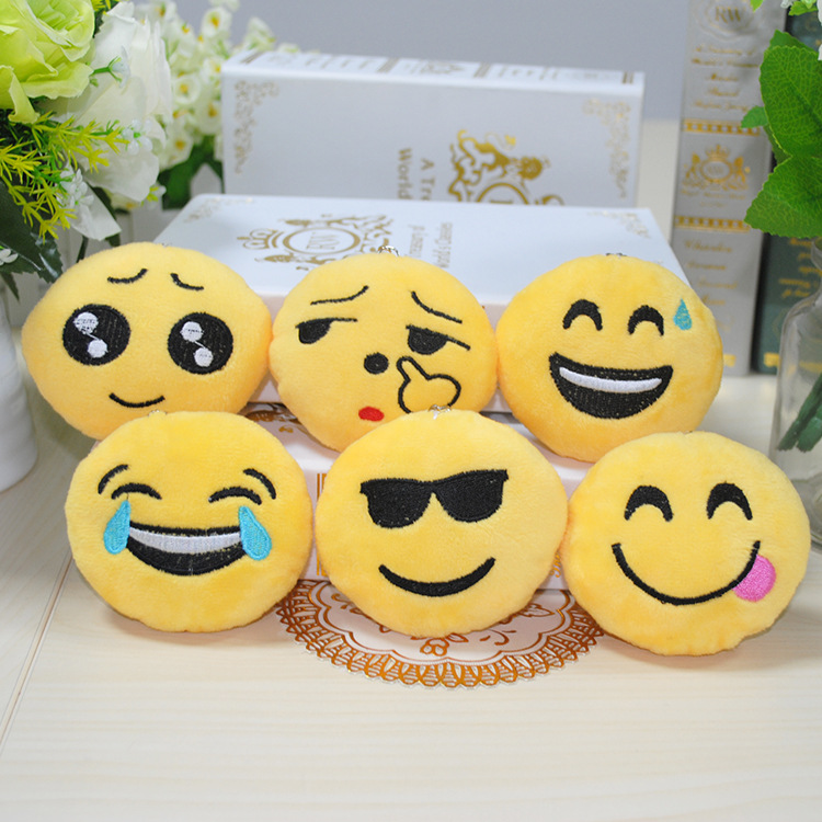 厂家批发可爱毛绒玩具笑脸表情公仔挂件网红爆款儿童女生创意礼品