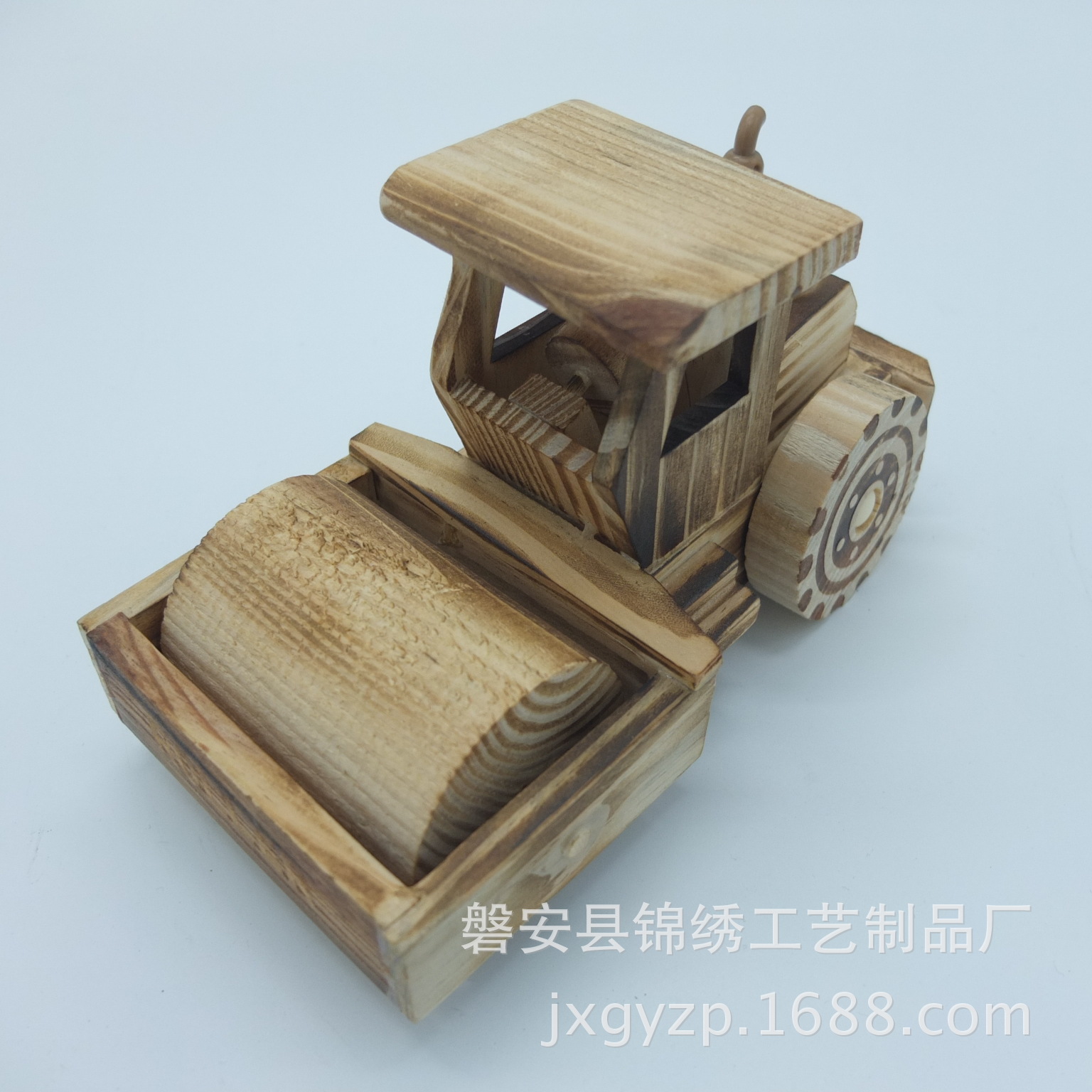 厂家直销 木制压路机 天然松木制仿真压路机摆件 压路车大号