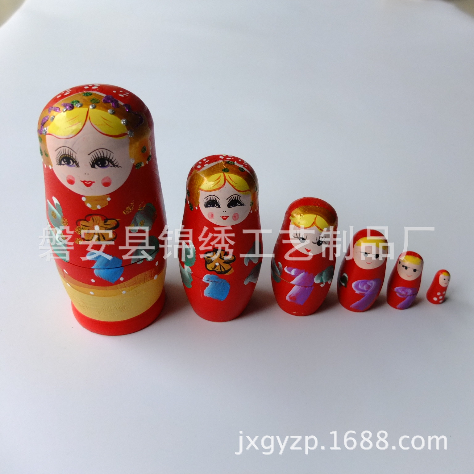 厂家直销 木制俄罗斯套娃 木质彩绘六套娃 套娃人偶