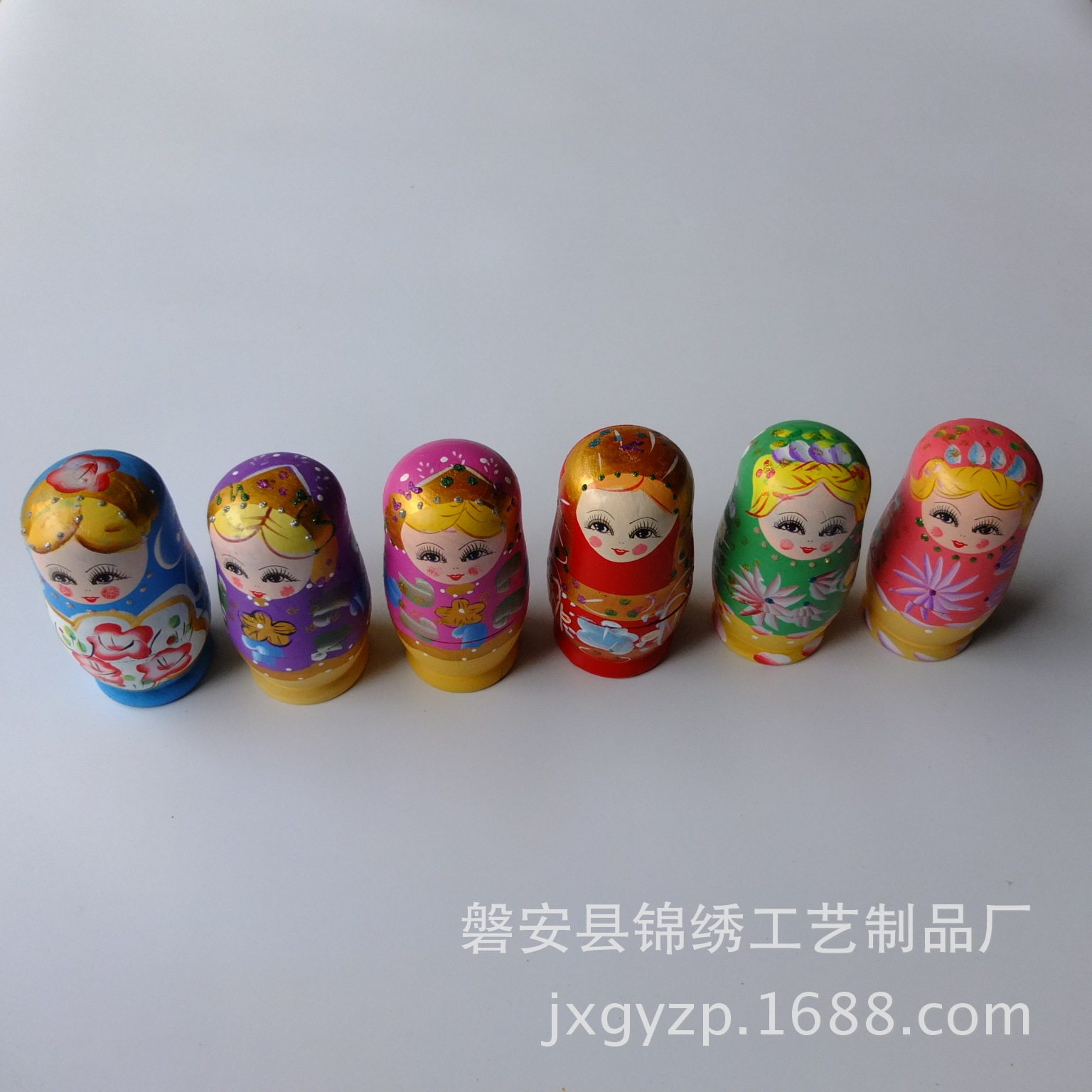 厂家直销 俄罗斯套娃 大号五层套娃 油漆彩绘俄罗斯娃娃 民族娃娃