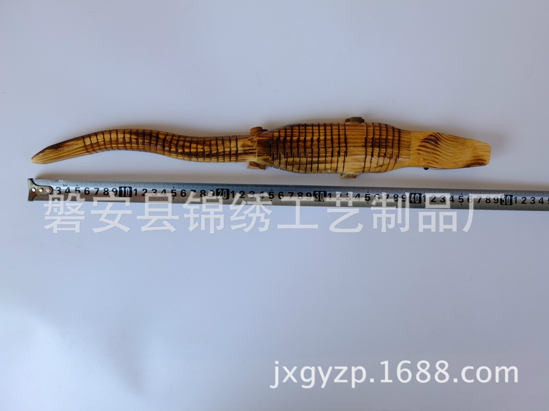 厂家直销 木制鳄鱼模型 木头鳄鱼玩具 50cm 天然松木制作碳化油漆