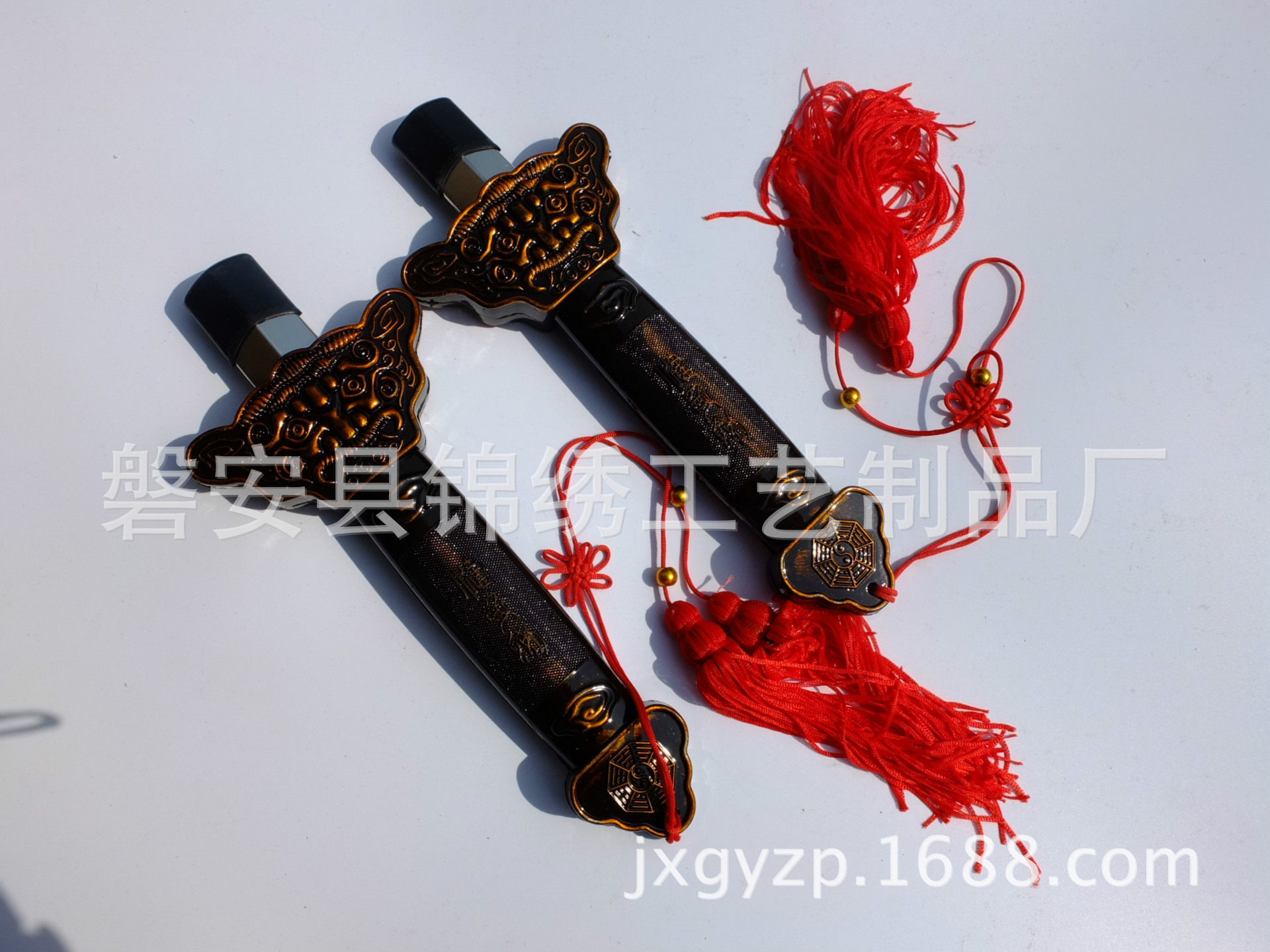 厂家直销 伸缩剑 晨练武术太极剑 未开刃 景区庙会十元店 无包装