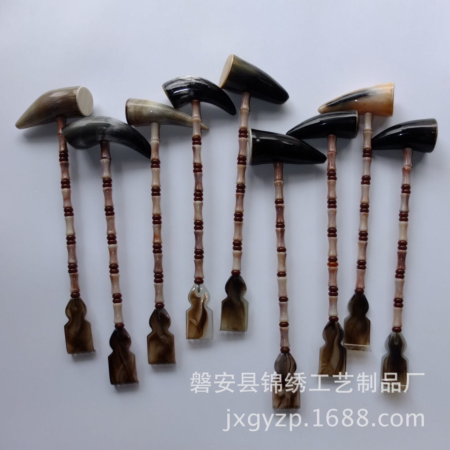 厂家直销 天然牛角锤 敲背锤 牛角痒痒挠 不求人 敲背老头乐