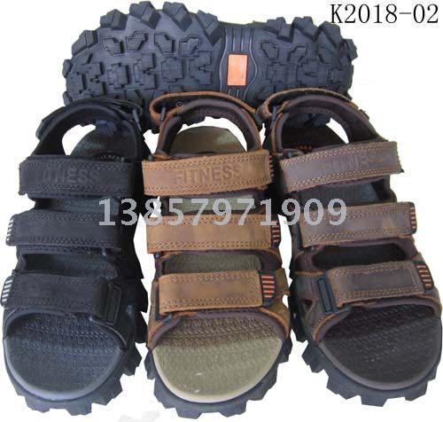 New Beach Shoes Men‘s Sandals Beach Sandals Broken Leather Material TPR Outsole MD Midsole 