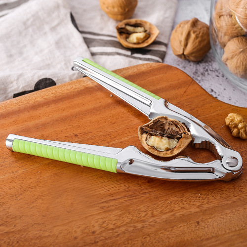 creative walnut nut clip thickened with crab needle crab pliers crab eating tools multi-function walnut clip spot wholesale