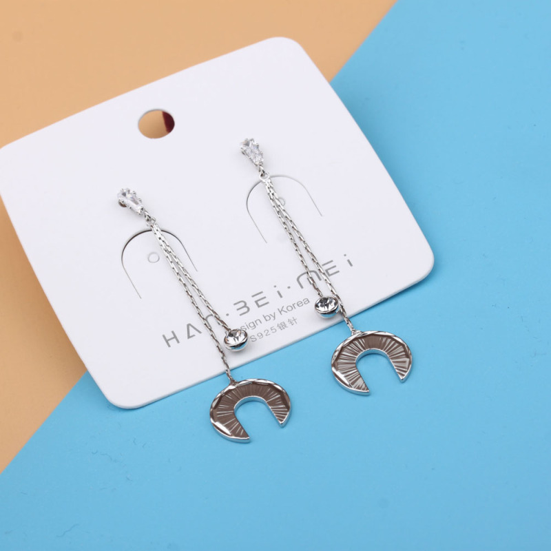 Pudding Station Boutique, trendy and popular long tassel pearl stud earrings, feminine charm earrings, and exaggerated and unique earrings pic 22