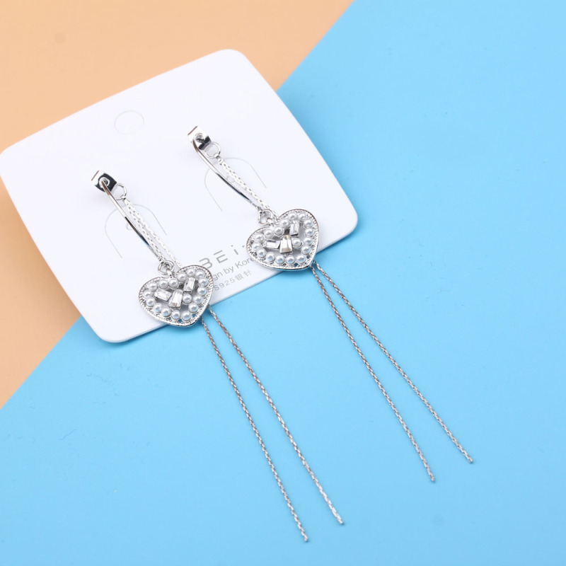 Pudding Station Boutique, trendy and popular long tassel pearl stud earrings, feminine charm earrings, and exaggerated and unique earrings pic 16