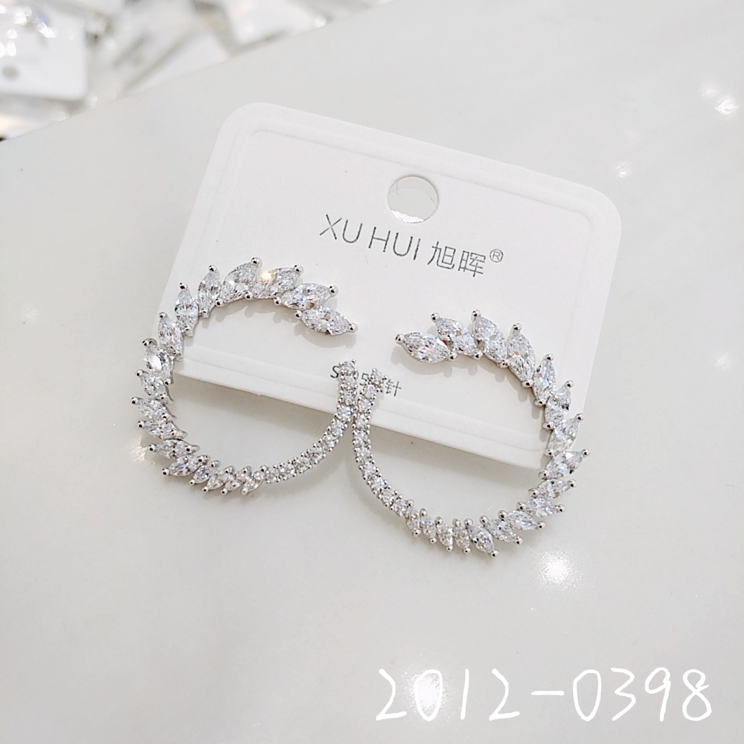 厂家批发S925银针耳钉 铜镶锆镀真金耳钉 几何耳钉