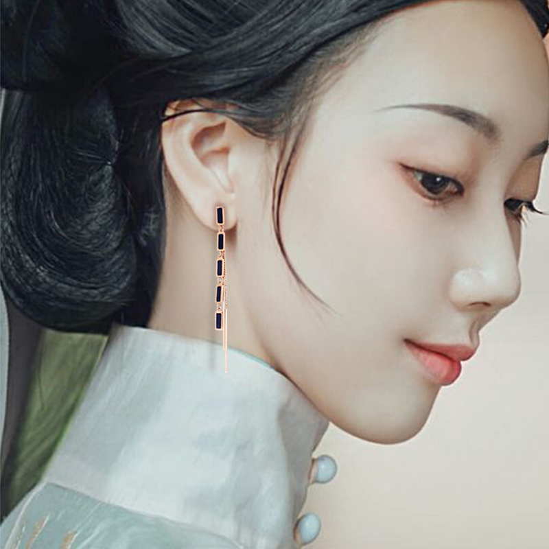 曼休妮2020新款钛钢多流苏耳环女长款玫瑰金气质百韩国显脸瘦耳钉