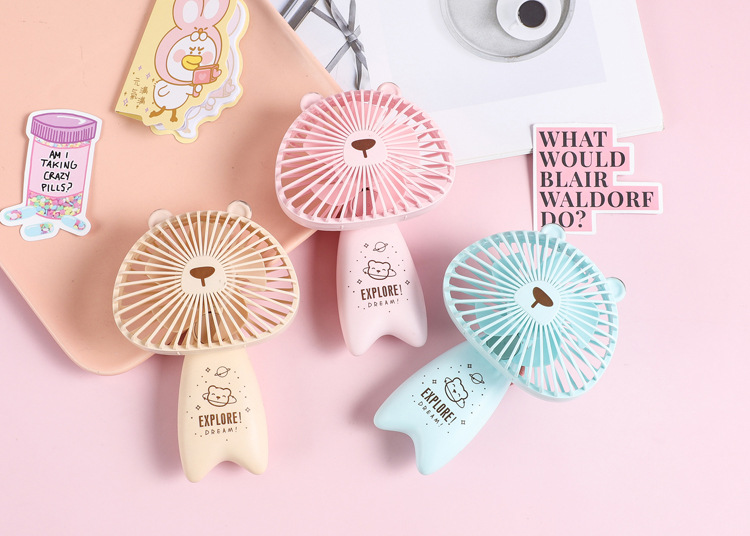 卡夫卡新品USB手持创意萌熊折叠网罩口袋小风扇电动迷你风扇