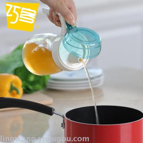 factory direct sales 550ml glass oil pot household arc oil controlling bottle advertising glass oil pot gift box