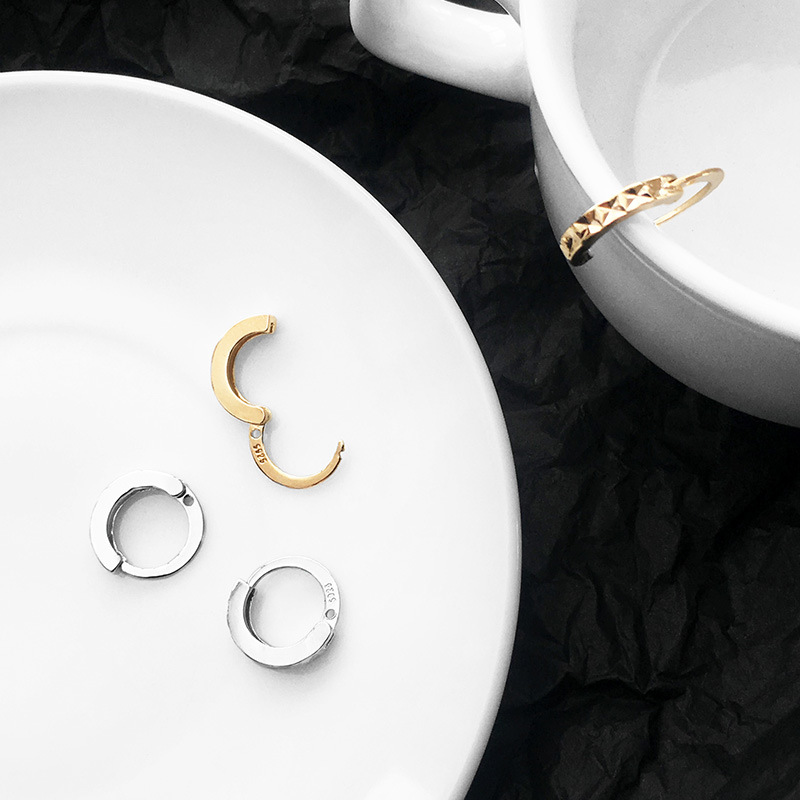 2019新款个性嘻哈潮男耳环简约网红耳钉女男士耳扣耳圈小耳饰批发