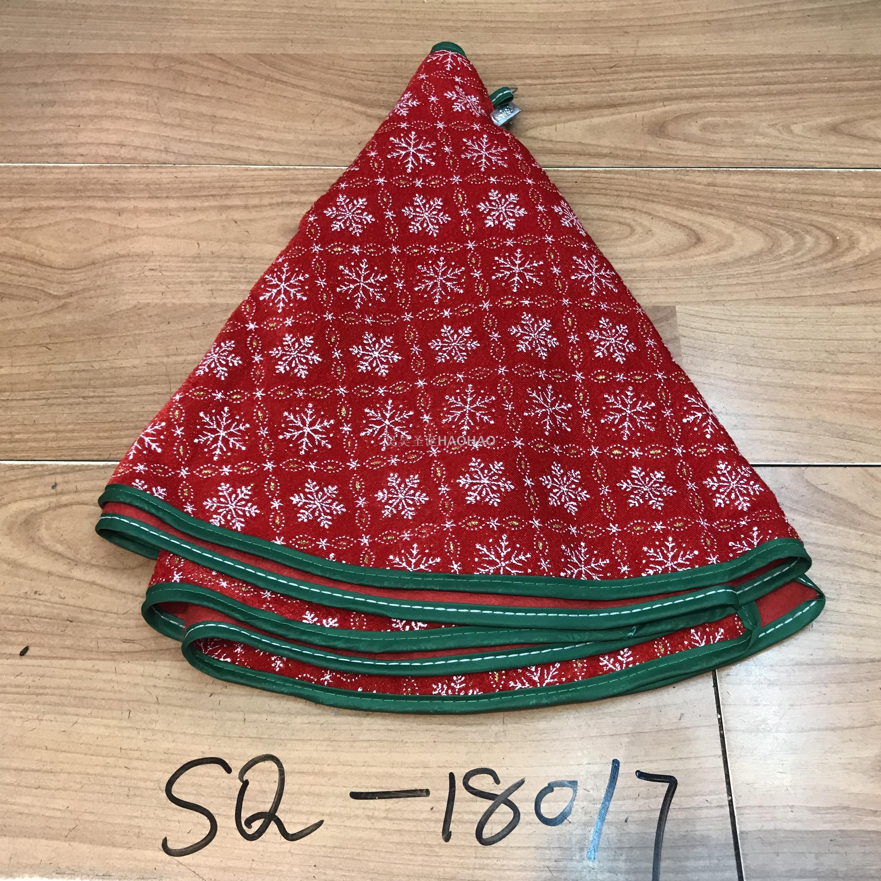 圣诞树树裙厂家直销圣诞树装饰品批发多尺寸规格可选圣诞树装饰品