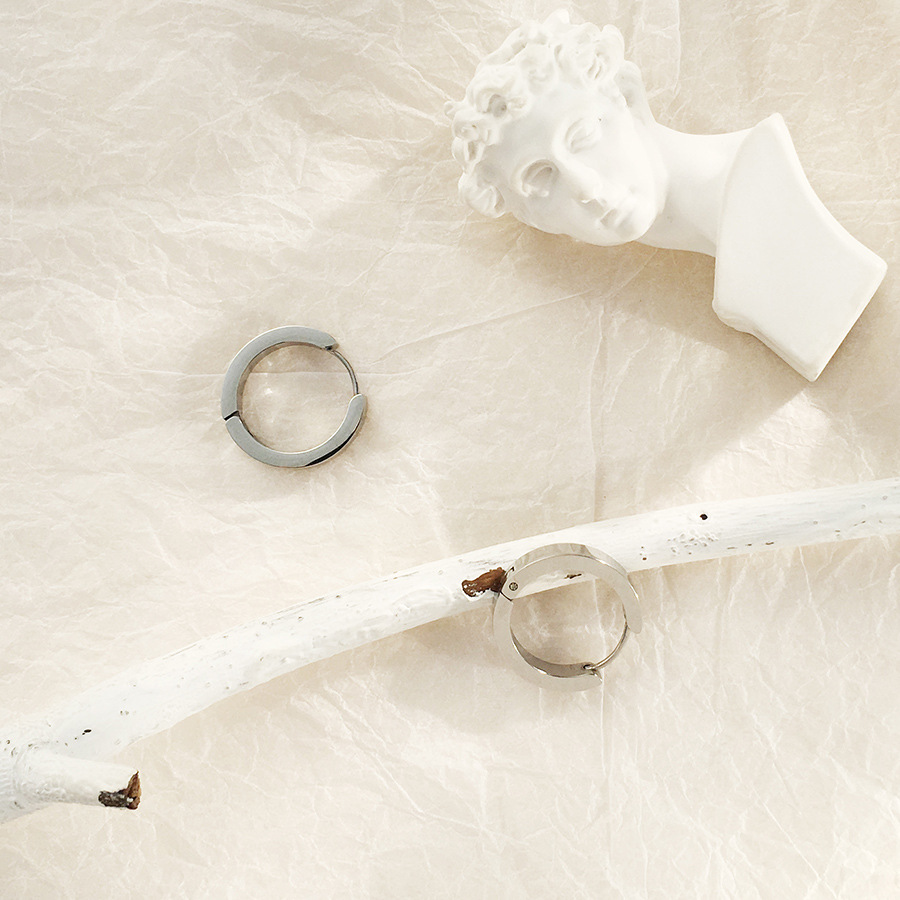 S925银针钛钢男耳圈时尚小耳环百搭2020新品嘻哈耳饰品厂家批发