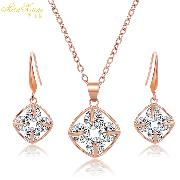 厂家直销批发曼休妮耳钉气质女韩版镶水钻施华甜美耳钉防过敏耳钉