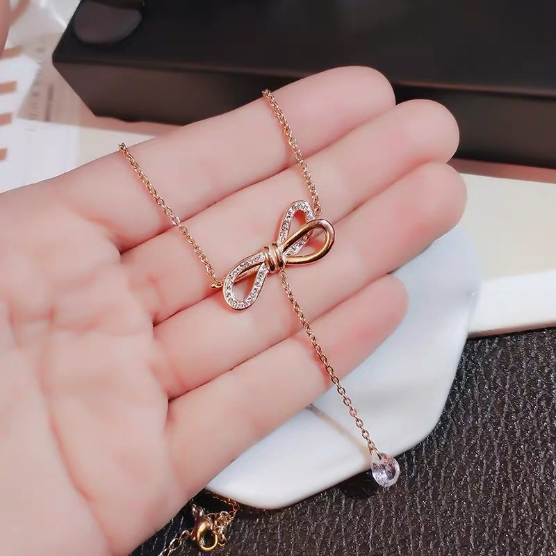 蝴蝶结项链女韩版简约风钛钢玫瑰金锁骨链个性百搭小众学生饰品女