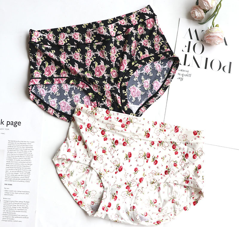 春夏爆款 中腰经典印花内裤 舒适透气冰丝女士内裤多花型可挑