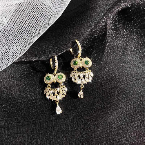 earrings 2020 network hot zircon copper ear buckle advanced micro-inlaid green crystal owl earrings new