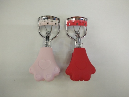 Hand-Shaped Brush Handle with Comb Spray Rubber and Plastic Eyelash Curler