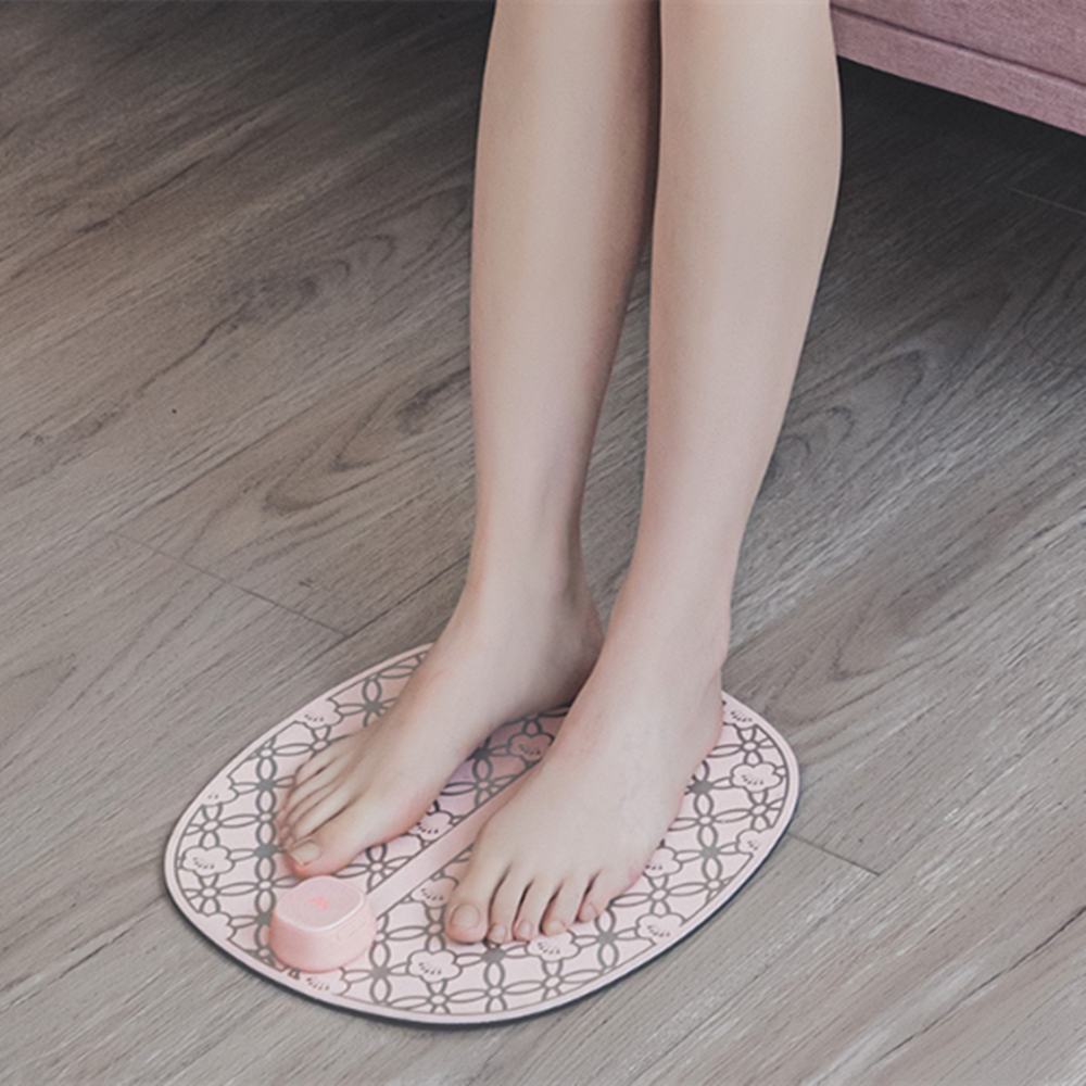 中夫创意新款足部按摩器 脚底按摩垫 USB充电便携脉冲足底按摩垫