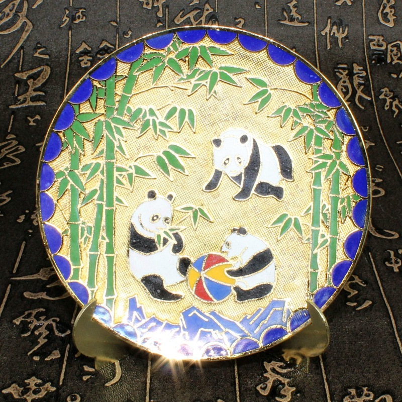 纪念收藏北京景泰蓝外贸库存老货冲压珐琅摆件熊猫龙凤圆盘