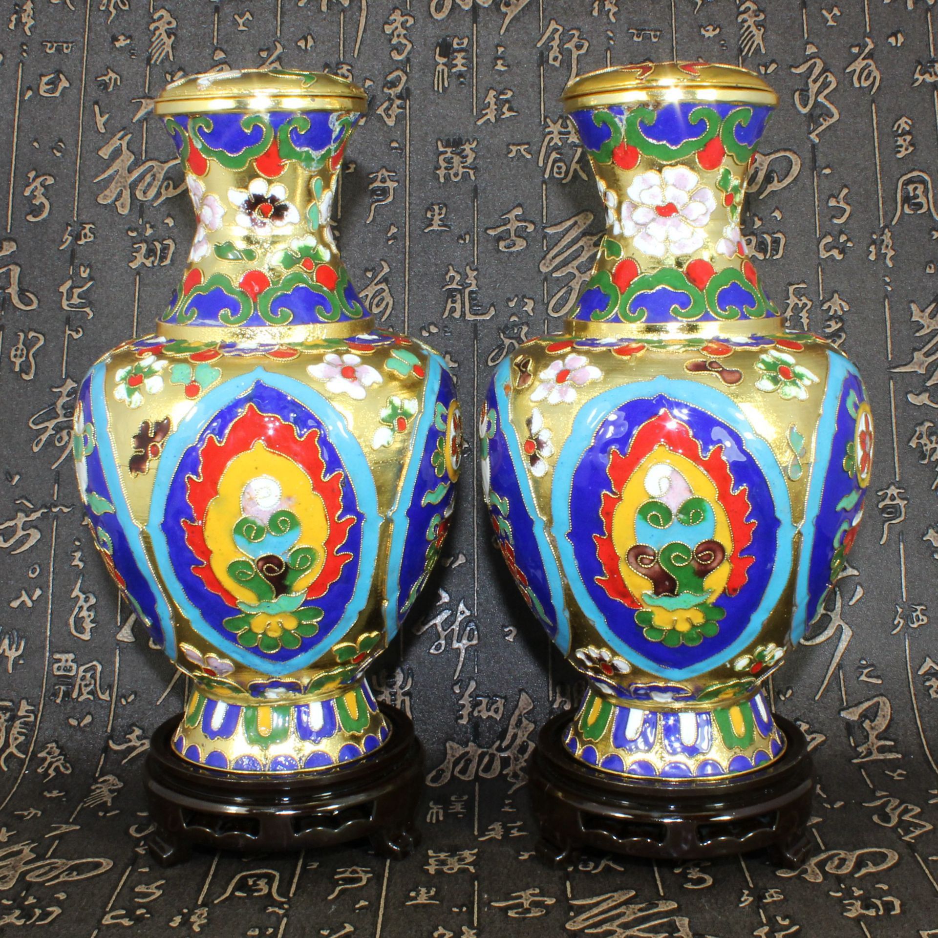 景泰蓝藏传佛教密宗法器铜胎掐丝珐琅花丝银蓝八吉祥宝瓶净瓶罐