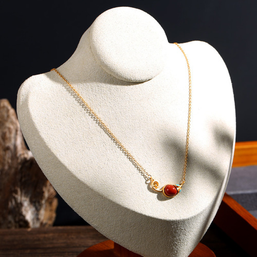 Natural South Red Agate Mouse Necklace 925 Silver Plated Personality Zodiac Mouse Heart Temperamental Female Chain Manufacturer