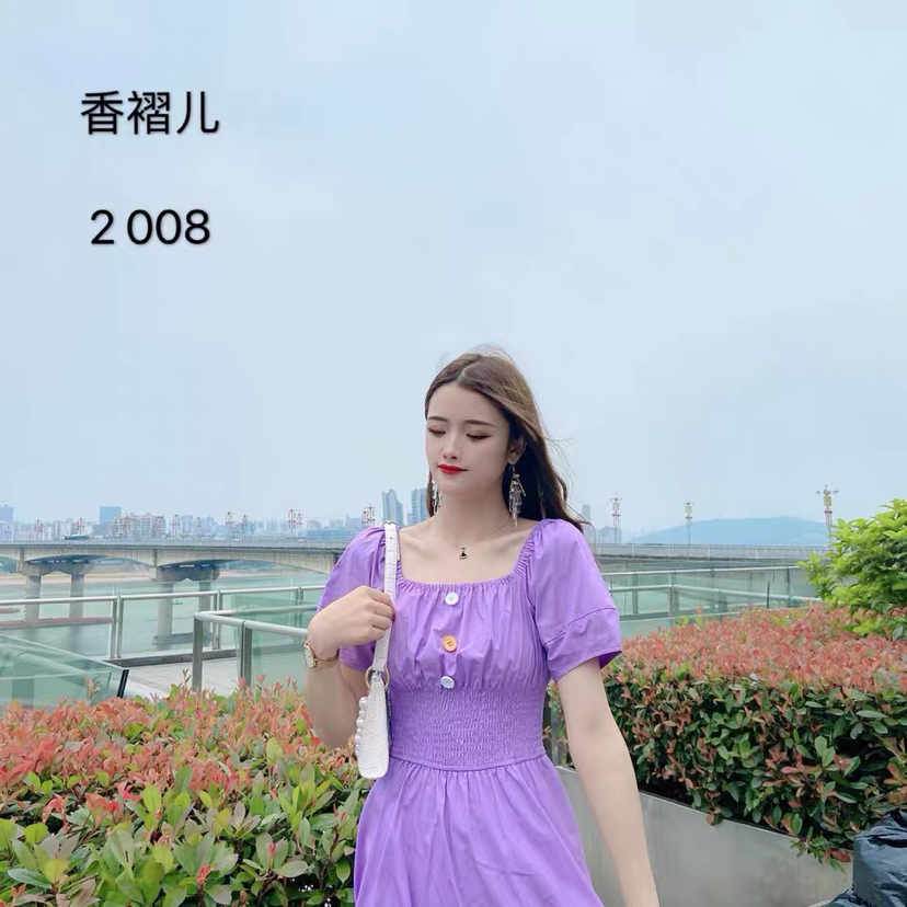 连衣裙复古赫本风