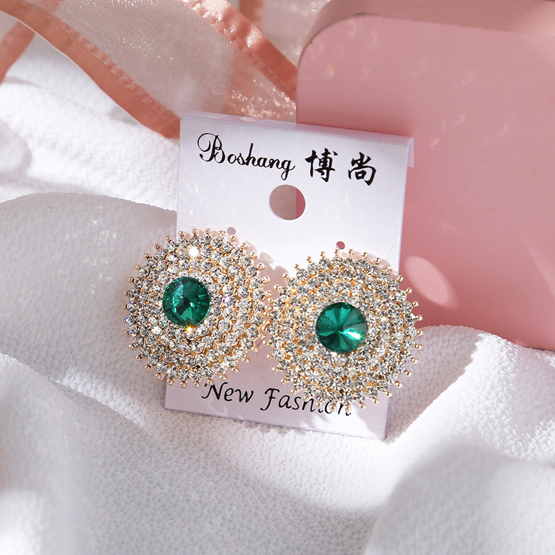 2020新款跨境货源耳环饰品防过敏耳钉耳环欧美时尚镶钻超闪耳钉