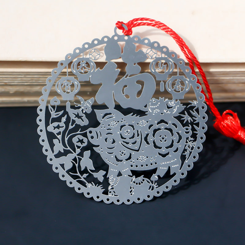 定制镂空不锈钢金属书签电脑片工厂定做猪年工艺礼品促销纪念品