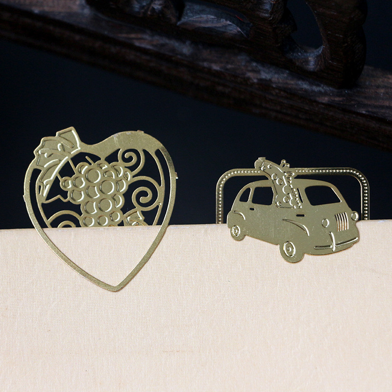 电脑片 厂家定制韩版文创工艺品镂空精致文具套装金属书签夹定制