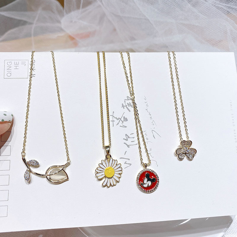 新款项链坠子雏菊郁金香宝石鼠年花女时尚白搭网红爆款小众锁骨