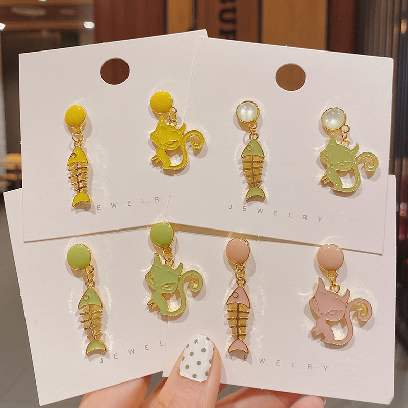 20新款春夏银针猫咪鱼骨不对称网红新款东大门爆款可爱百搭淑女