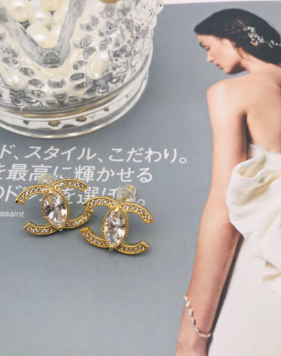 chanel style titanium silver needle stud earrings female korean simple fashion earrings 2020 new high sense earrings earrings women
