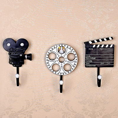 A media equipment set of three soft fitting kit has been fitted with a Creative hook- Coat hook wall hanging Home decoration resin