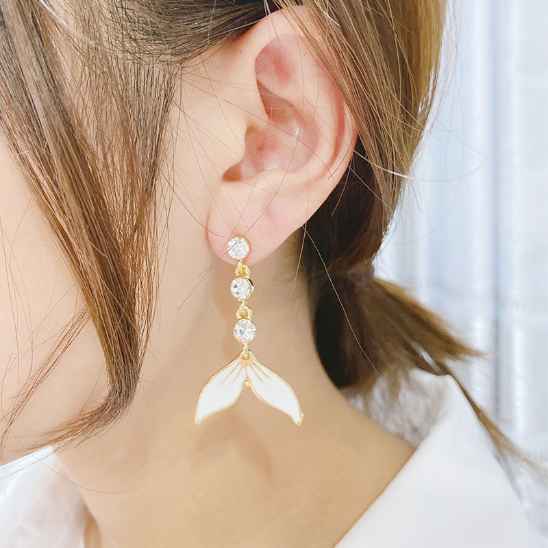 新款鱼尾银针防过敏耳环耳饰时尚东大门爆款摆摊ins风网红女批发