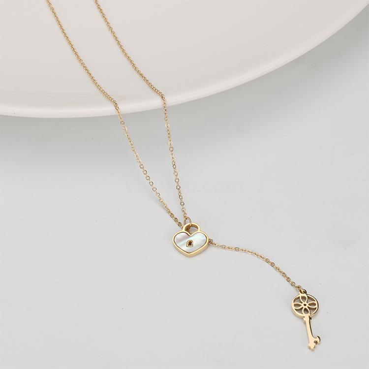 爱心钥匙新款韩版项链贝壳吊坠心形爆款女士时尚潮流百搭K金