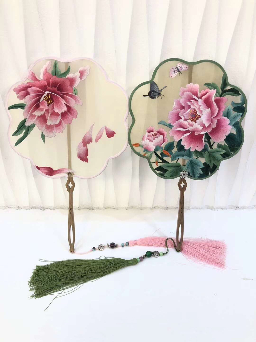 异形双面手工苏绣扇子