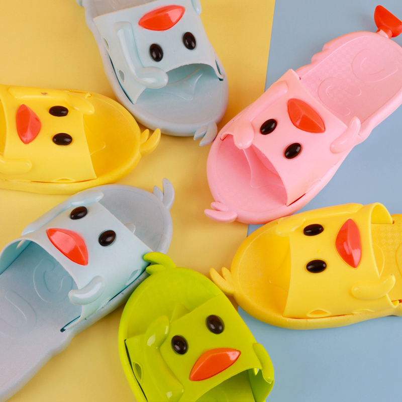 现货供应夏季新款亲子童鞋男女式抖音爆款鸭鞋网红童真趣味一字拖